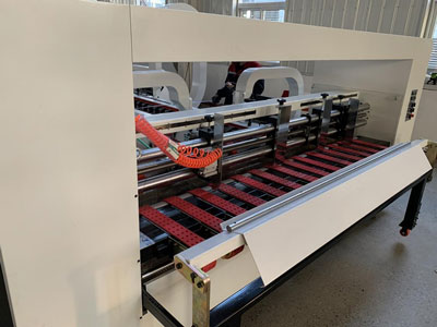 Corrugated Box Automatic Folding Stitching and Gluing Machine